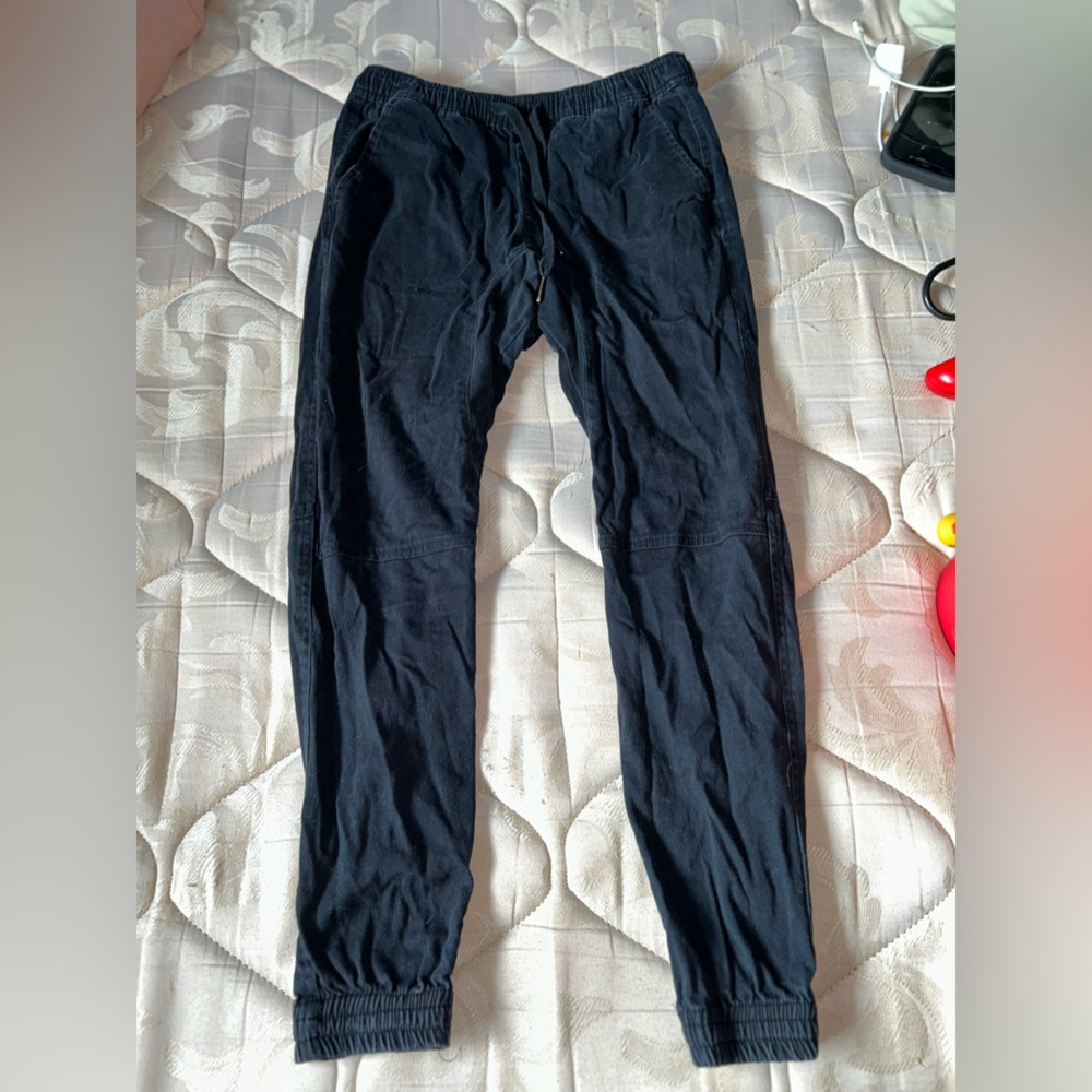 Black sweatpants